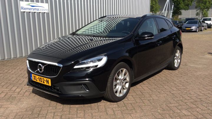 VOLVO V40 CROSS COUNTRY 2019 yv1mz32v0k2181573