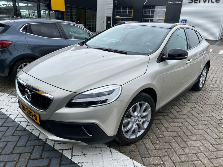 VOLVO V40 CROSS COUNTRY 2019 yv1mz32v0k2183874