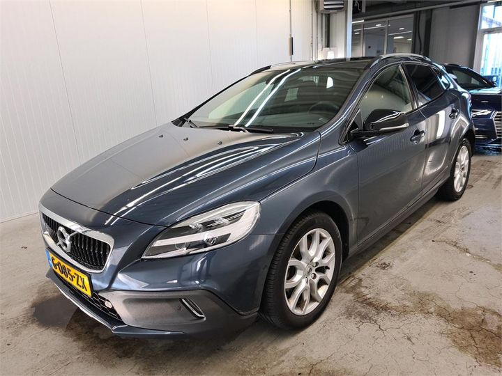 VOLVO V40 2020 yv1mz32v0k2189220