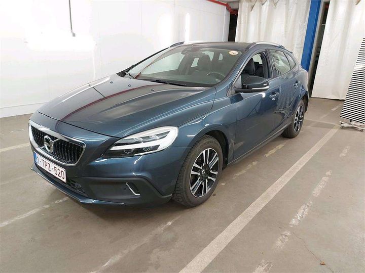 VOLVO V40 2018 yv1mz41l1j2149544