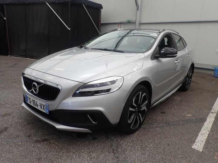 VOLVO V40 CROSS COUNTRY 2019 yv1mz70t1k2186698