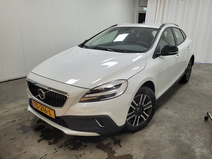 VOLVO V40 CROSS COUNTRY 2018 yv1mz70v0k2175119