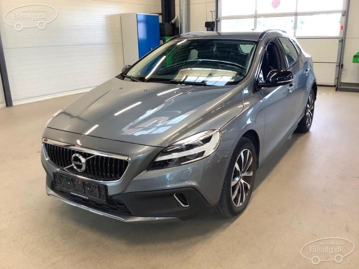 VOLVO V40 CROSS COUNTRY 2019 yv1mz72v0k2180055