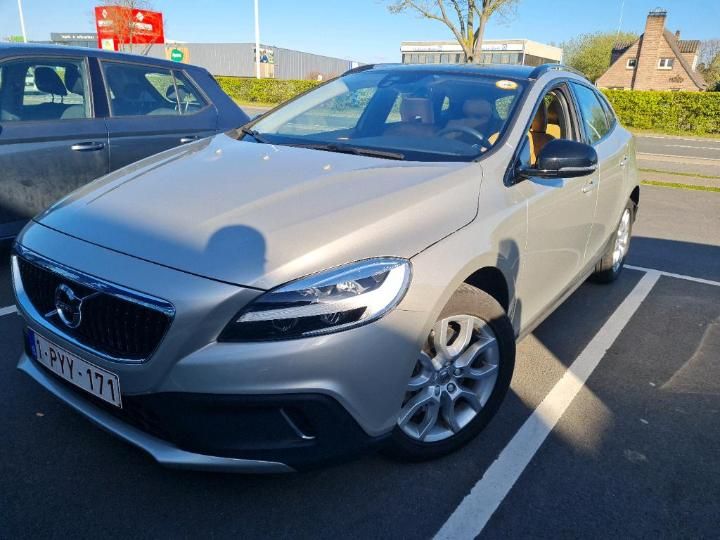 VOLVO V40 CROSS COUNTRY 2016 yv1mz74l0h2124183