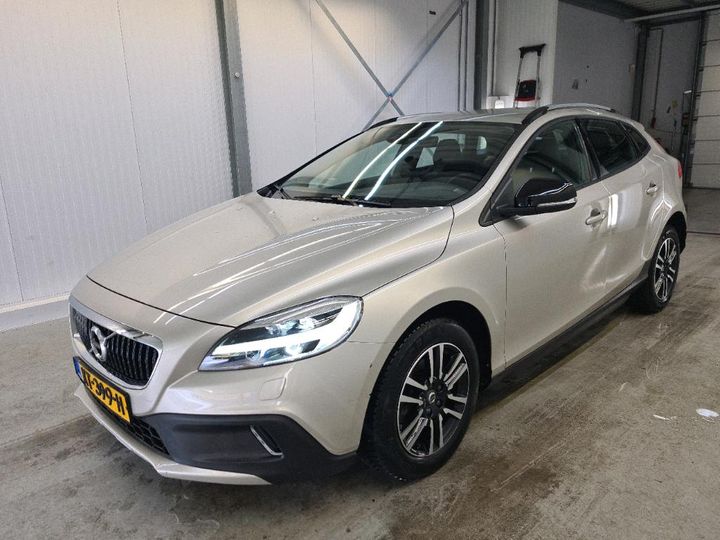 VOLVO V40 2016 yv1mz74l0h2126520