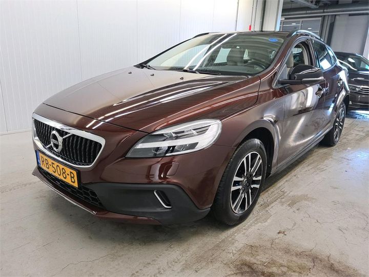 VOLVO V40 2017 yv1mz74l0j2145216