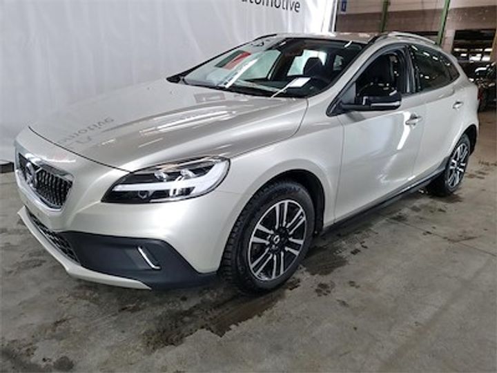 VOLVO V40 CROSS COUNTRY DIESEL - 2016 2018 yv1mz74l0j2148518