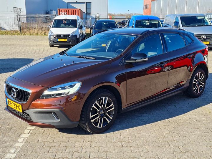 VOLVO V40 2016 yv1mz74l1h2120924