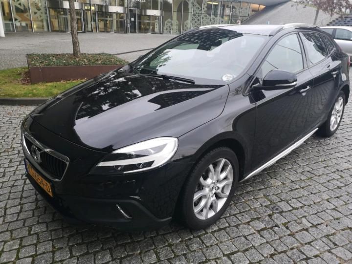 VOLVO V40 CROSS COUNTRY 2016 yv1mz74l1h2125595