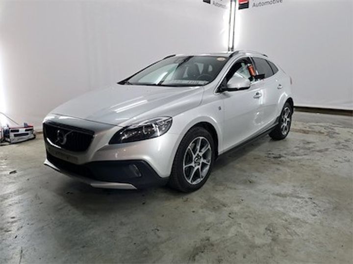 VOLVO V40 CROSS COUNTRY DIESEL - 2016 2017 yv1mz74l1h2128921