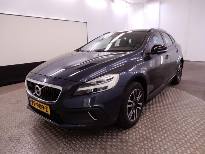 VOLVO V40 CROSS COUNTRY 2017 yv1mz74l1j2140508