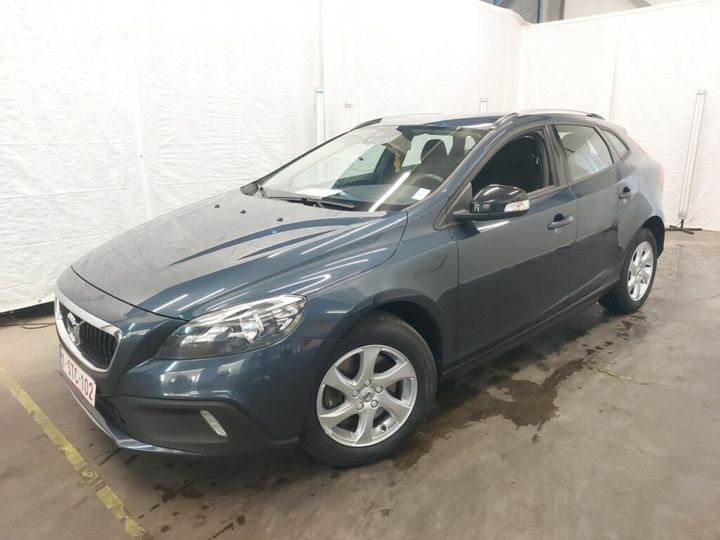 VOLVO V40 2017 yv1mz74l1j2141745