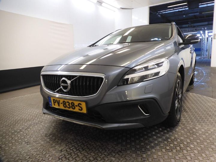 VOLVO V40 CROSS COUNTRY 2017 yv1mz74l1j2144571