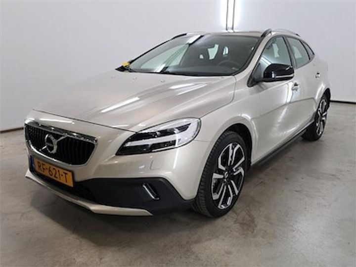 VOLVO V40 CROSS COUNTRY 2017 yv1mz74l1j2148287