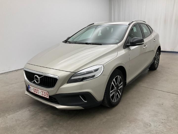 VOLVO V40 CROSS COUNTRY 2018 yv1mz74l1j2148441