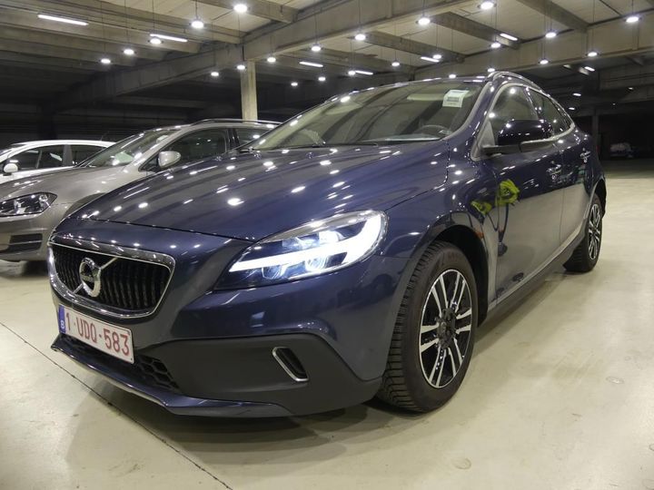 VOLVO V40 CROSS COUNT 2018 yv1mz74l1j2157299