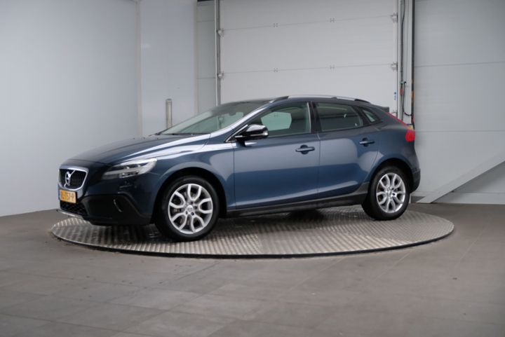 VOLVO V40 CROSS COUNTRY 2018 yv1mz79l0j2151163