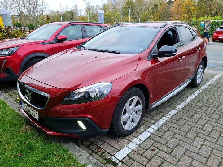 VOLVO V40 CROSS COUNTRY 2018 yv1mz79l0j2157908