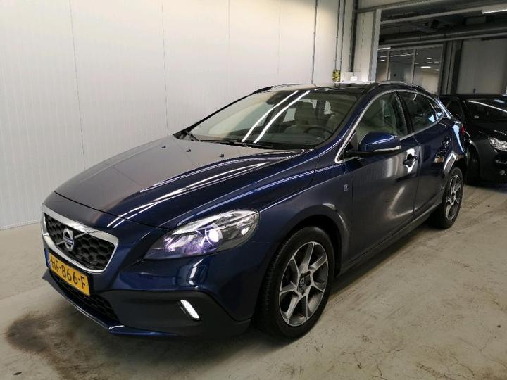 VOLVO V40 2015 yv1mz79l1g2099282