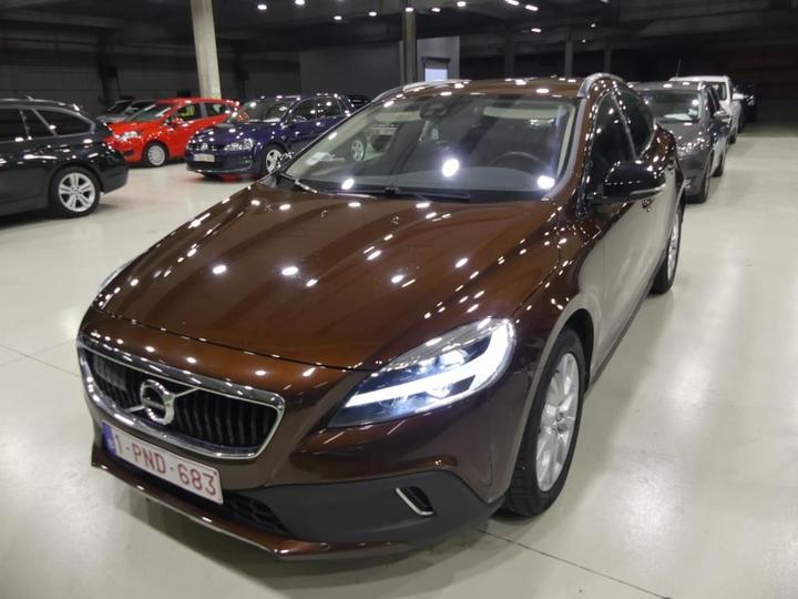 VOLVO V40 CROSS COUNT 2016 yv1mz79l1h2119017