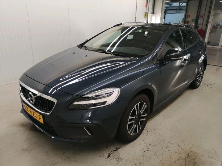 VOLVO V40 2016 yv1mz79l1h2121841