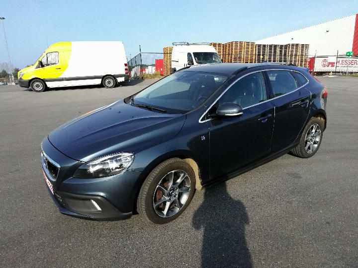 VOLVO V40 CROSS COUNTRY 2017 yv1mz79l1h2126853