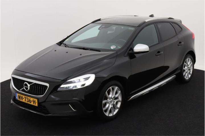 VOLVO V40 2017 yv1mz79l1h2134836