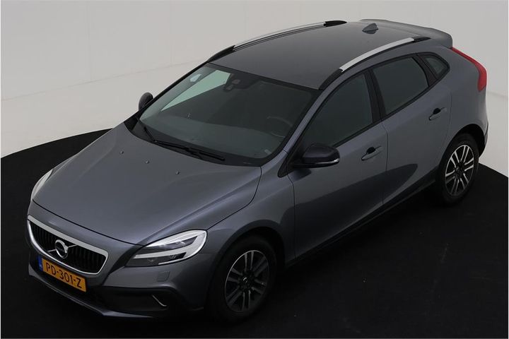 VOLVO V40 CROSS COUNTRY 2017 yv1mz79l1j2138102