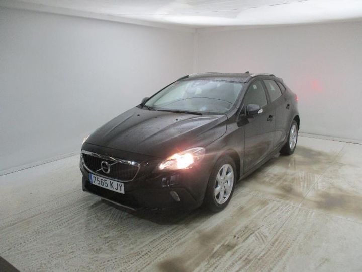 VOLVO V40 2018 yv1mz79l1j2154381