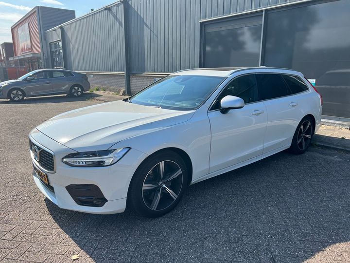 VOLVO V90 2018 yv1pwakudk1091181