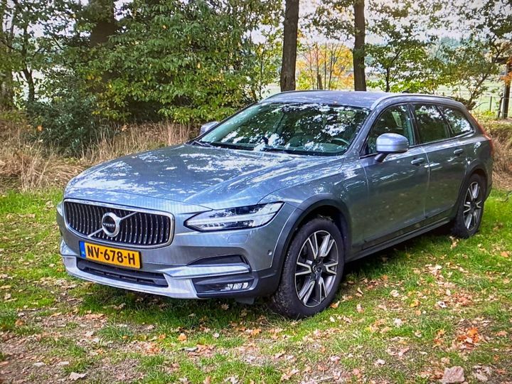 VOLVO V90 CROSS COUNTRY 2017 yv1pz10bch1008064