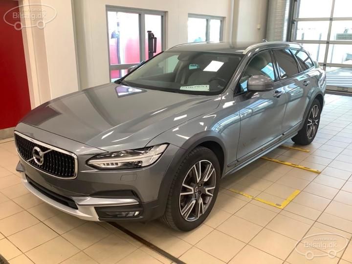 VOLVO V90 CROSS COUNTRY 2017 yv1pz68bch1003723