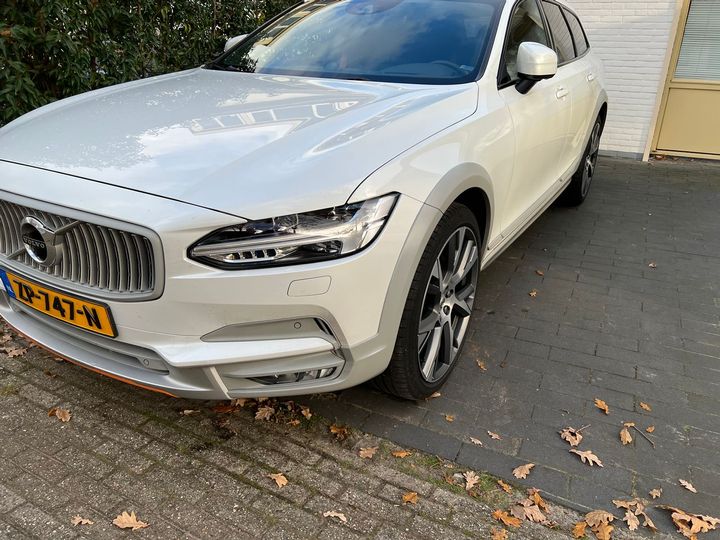 VOLVO V90 CROSS COUNTRY 2018 yv1pza3ebcj103346