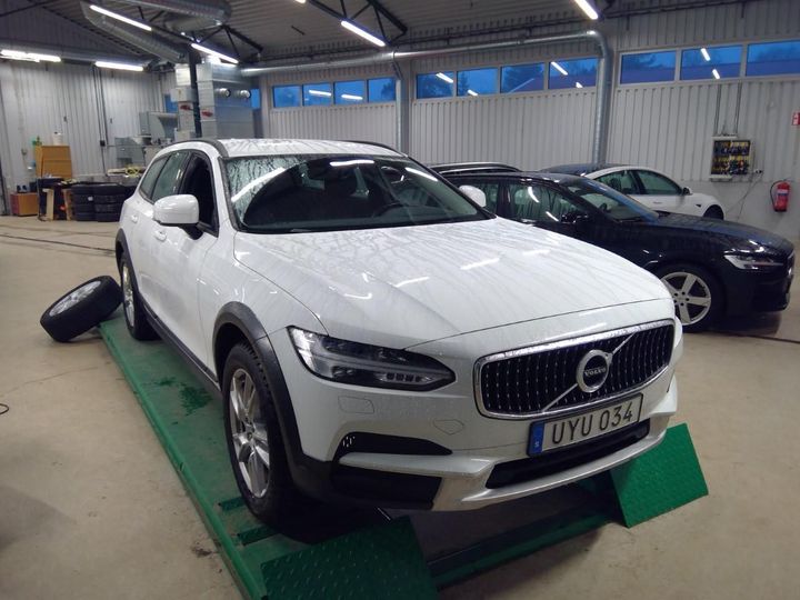 VOLVO V90 CROSS COUNT 2018 yv1pza8bcj1033095