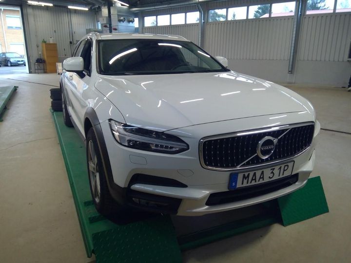 VOLVO V90 CROSS COUNT 2019 yv1pza8ucl1102412