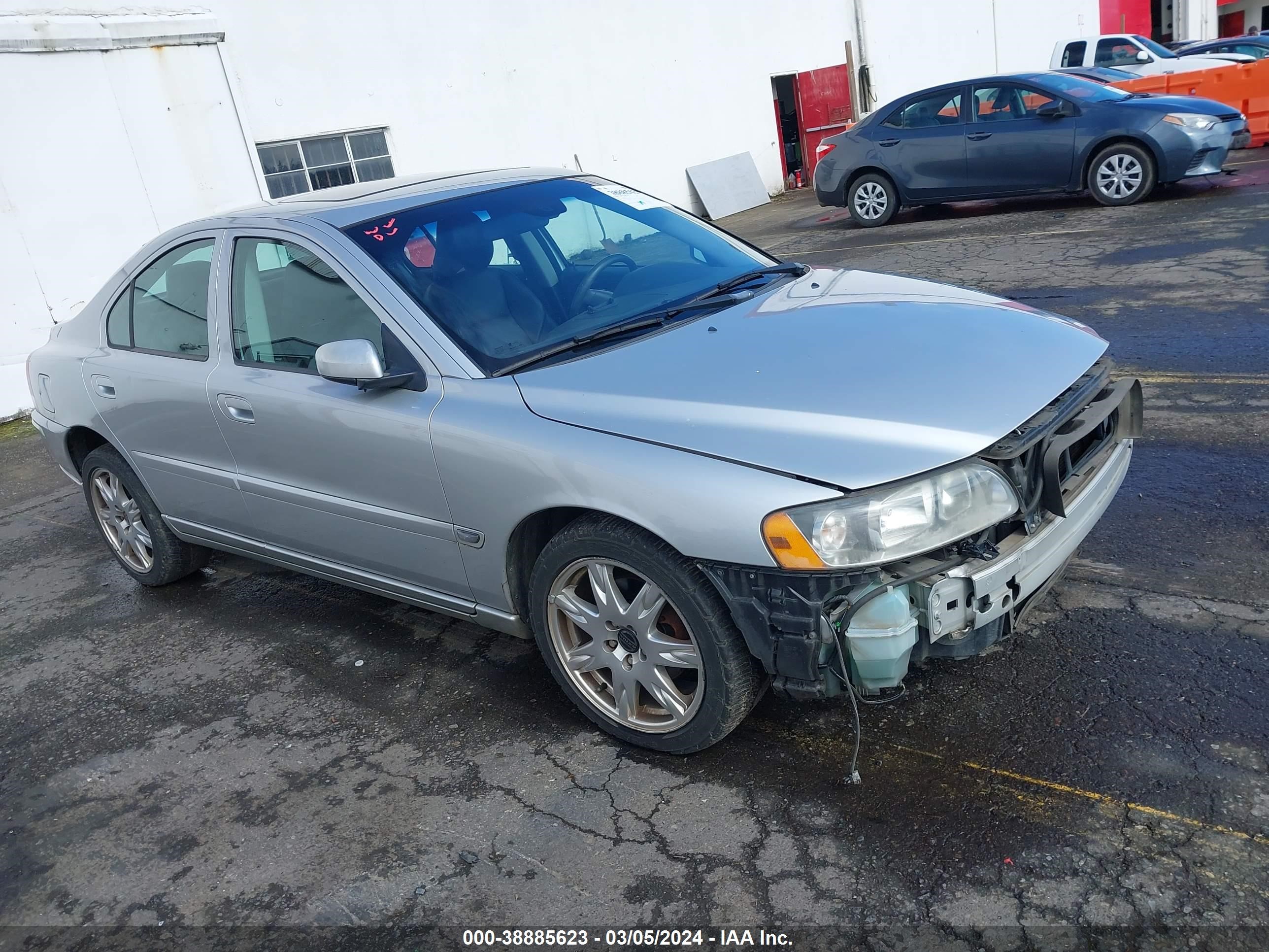 VOLVO S60 2.5T 2005 yv1rh592x52463612