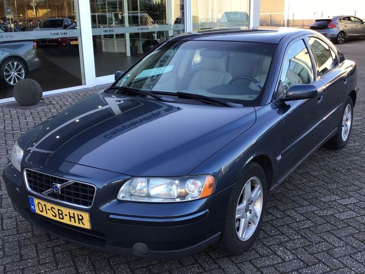 VOLVO S60 2005 yv1rs494262526376