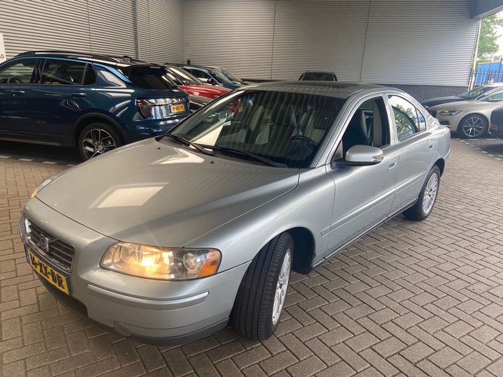 VOLVO S60 2007 yv1rs494272601033