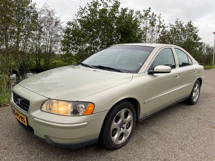 VOLVO S60 2004 yv1rs796252442858