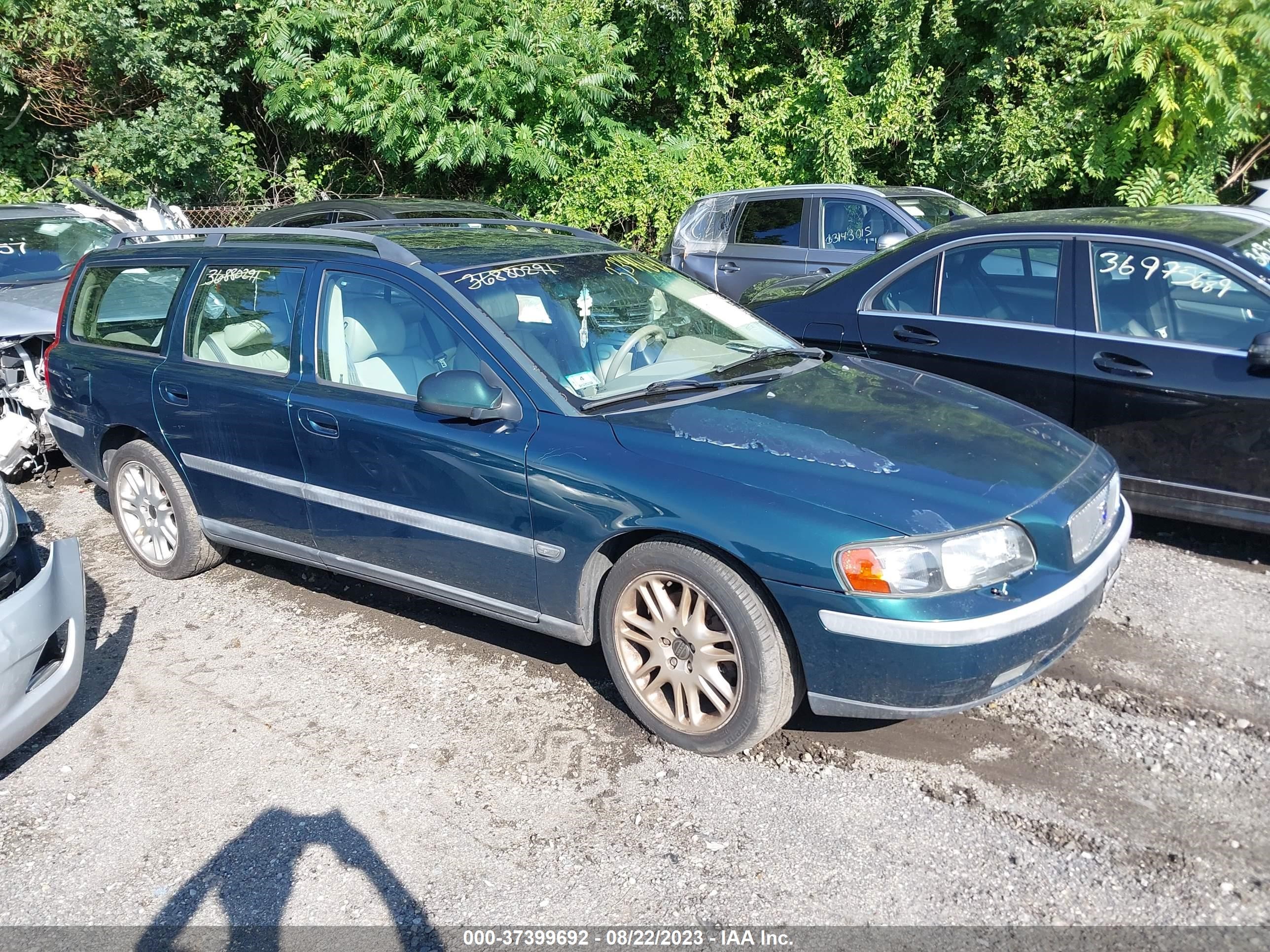 VOLVO V70 2001 yv1sw53d511129473