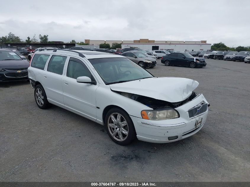 VOLVO V70 2005 yv1sw592352460039