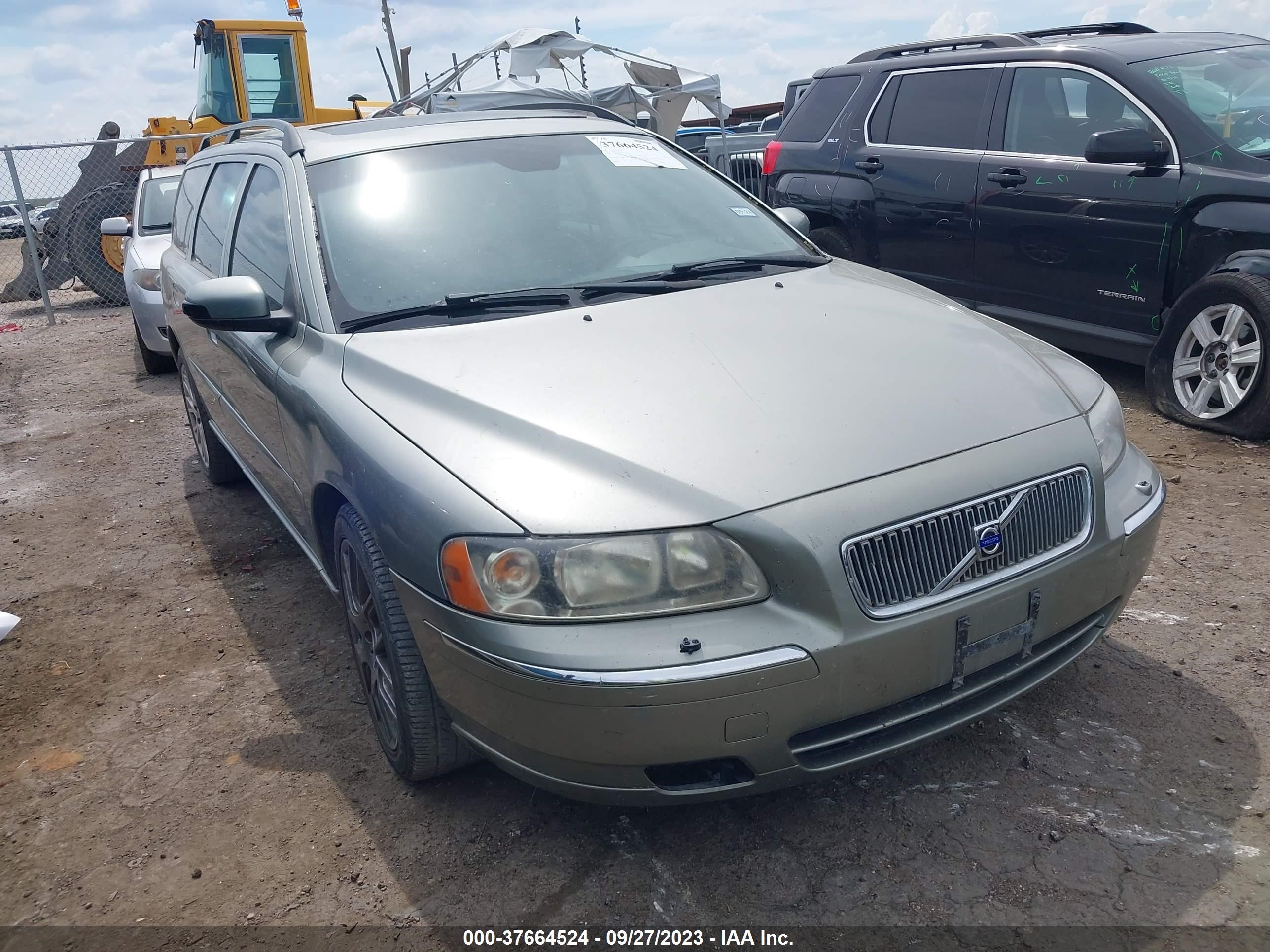 VOLVO V70 2007 yv1sw592372664231