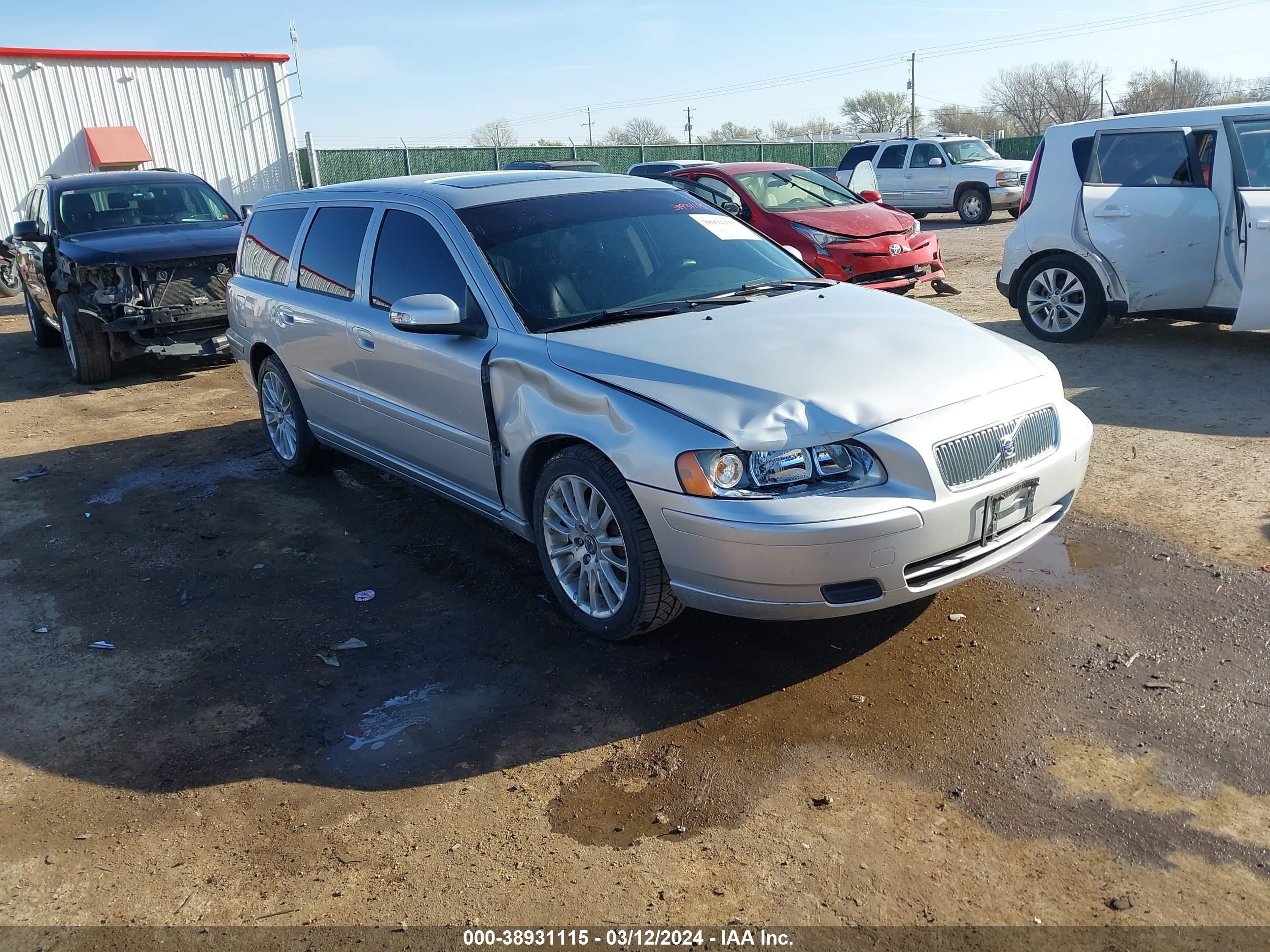 VOLVO V70 2007 yv1sw612671655899