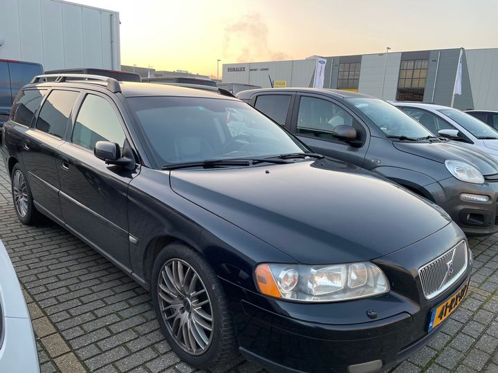 VOLVO V70 2005 yv1sw614962537870