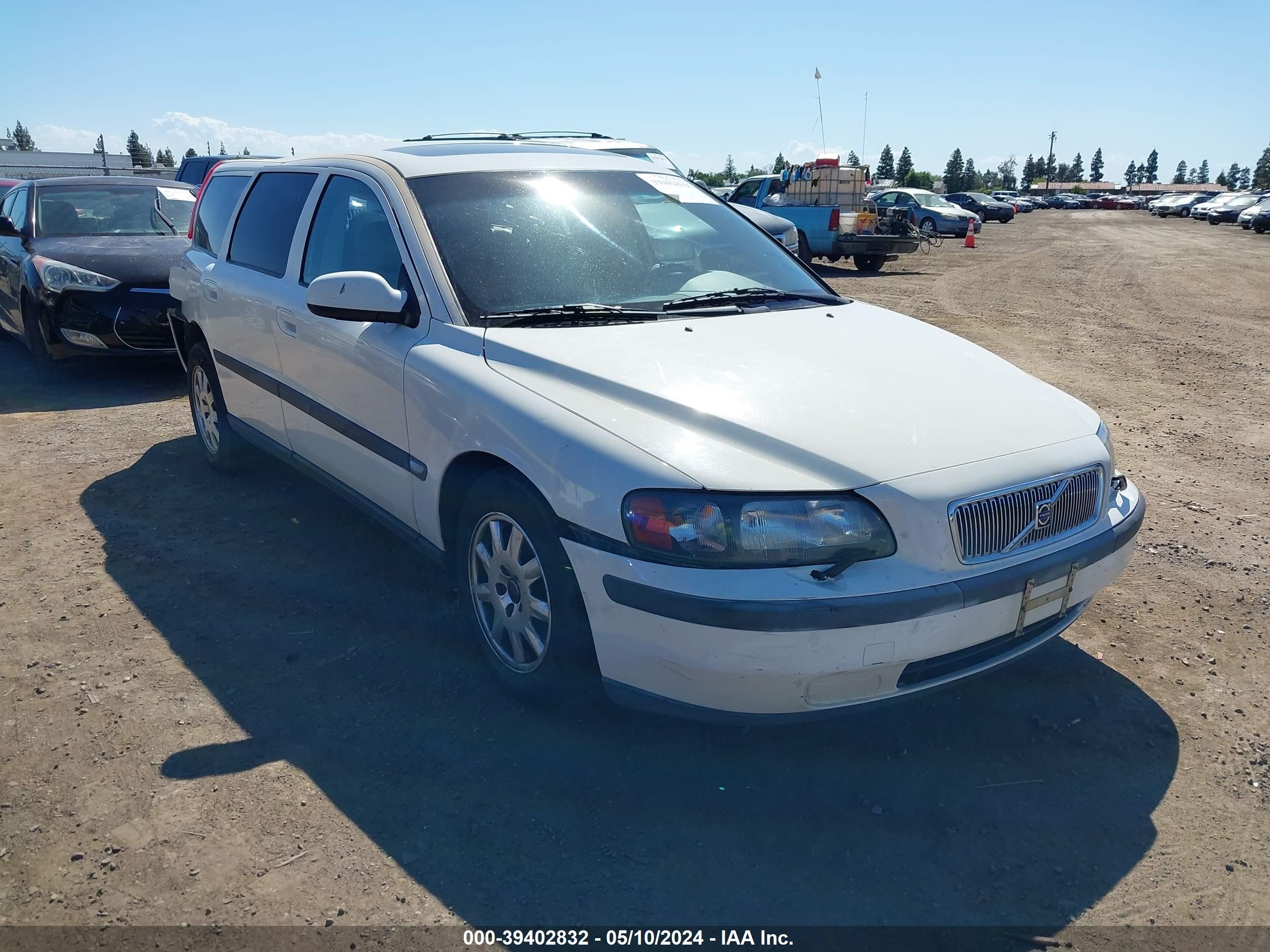 VOLVO V70 2001 yv1sw61r012099393