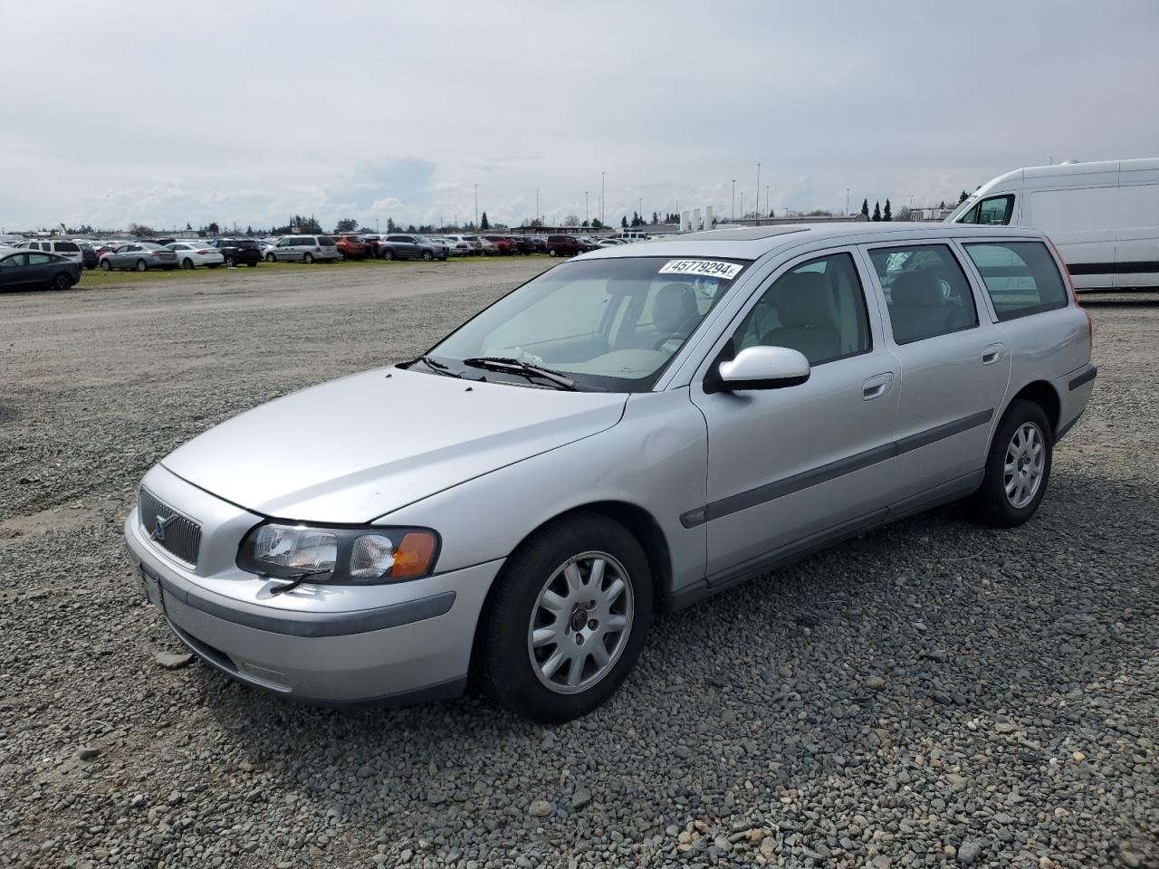 VOLVO V70 2002 yv1sw61r322222900