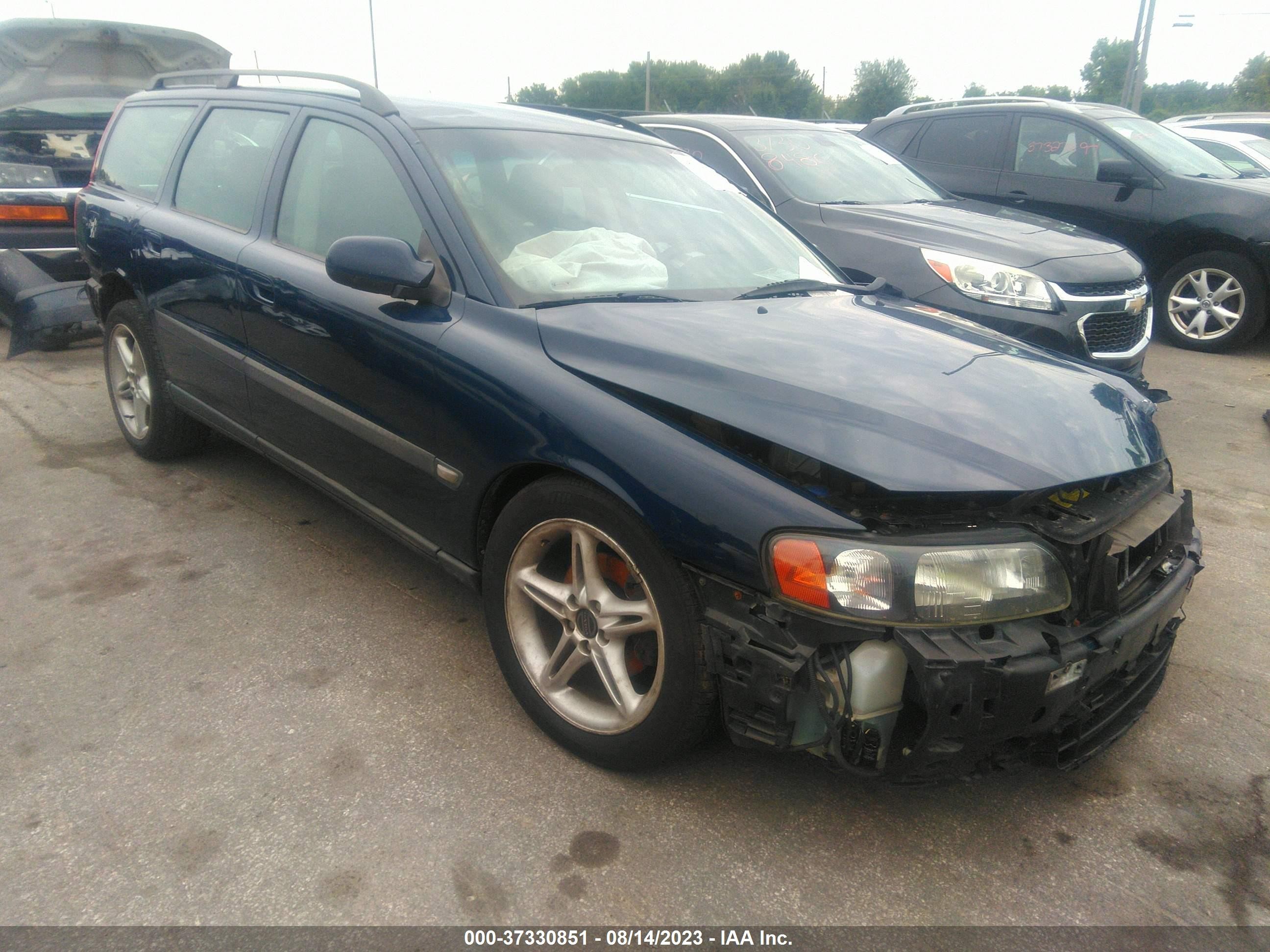 VOLVO V70 2002 yv1sw61r521177383