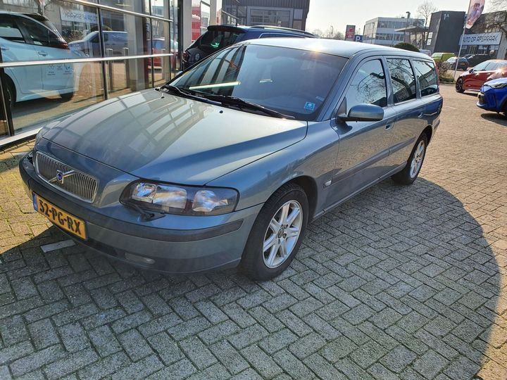 VOLVO V70 2004 yv1sw61s242448332