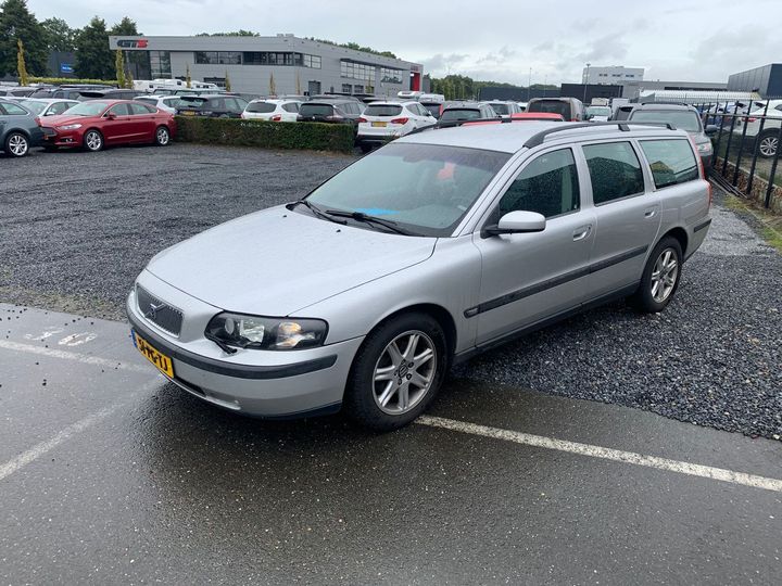 VOLVO V70 2004 yv1sw61s942448492