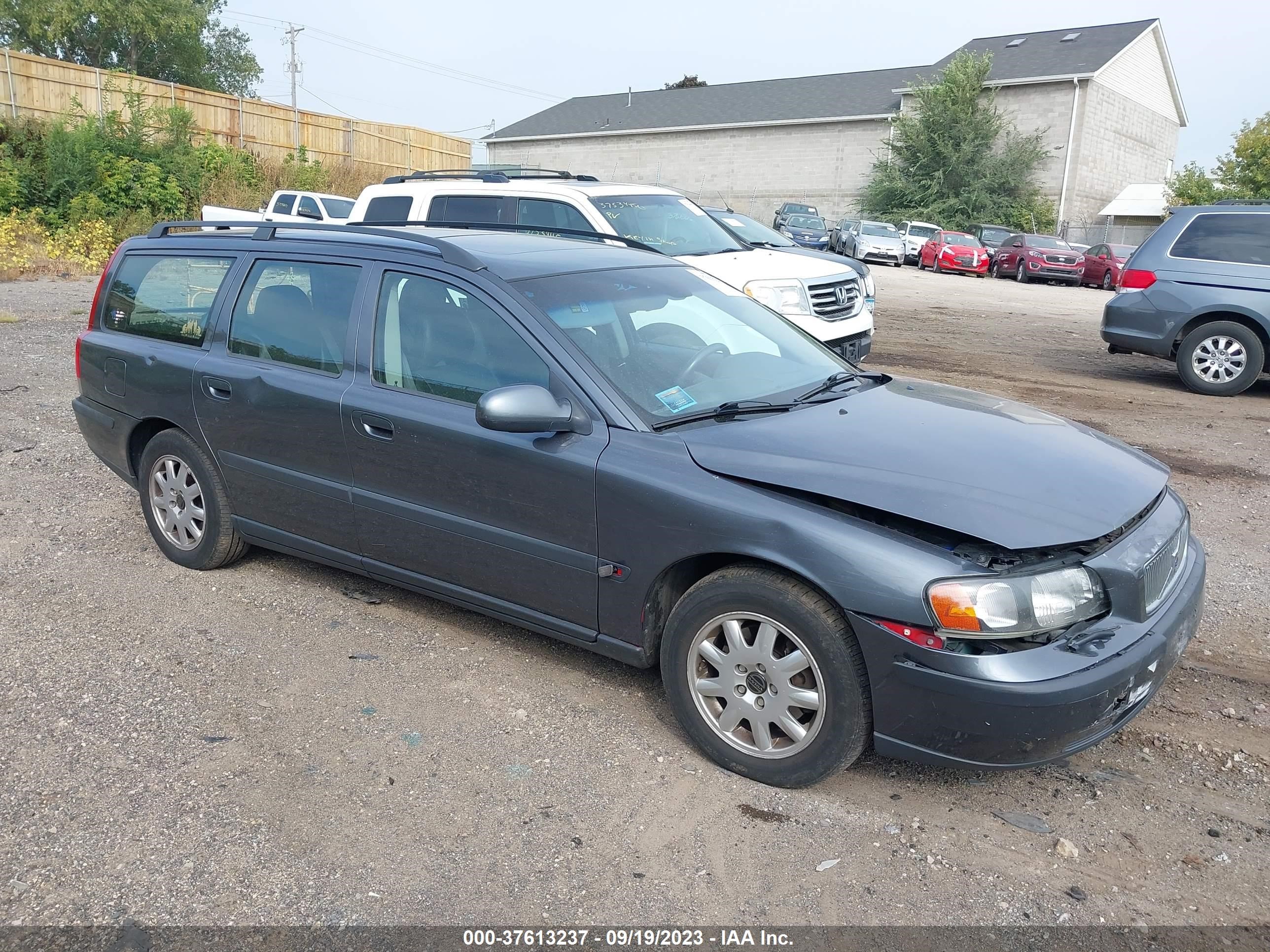 VOLVO V70 2003 yv1sw61tx32310579